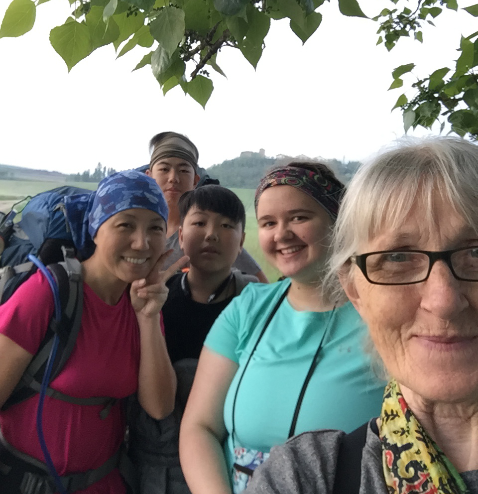 Danielle, Chloe and friends along the Camino
